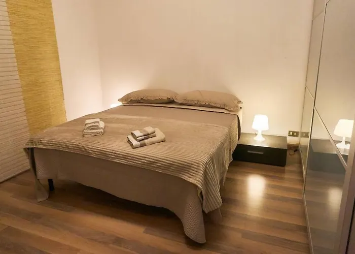 Interno 20 La Casetta A Magliana Stazione *